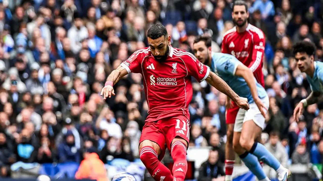 تشكيل ليفربول المرتقب لمواجهة باريس سان جيرمان.. ما موقف محمد صلاح؟